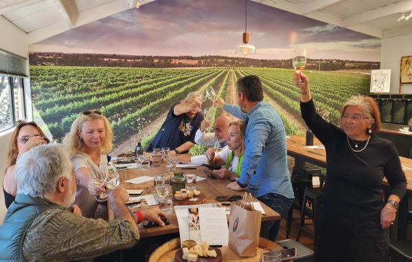 Walk Albany & wine tasting Image