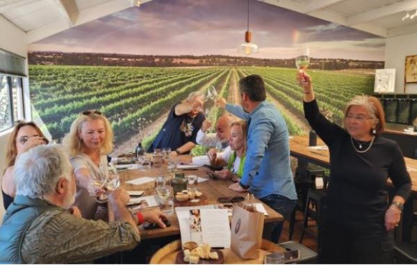 Walk Albany & wine tasting Image